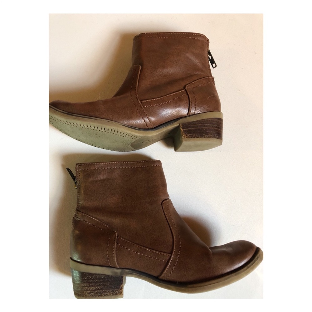 Leather ankle boots